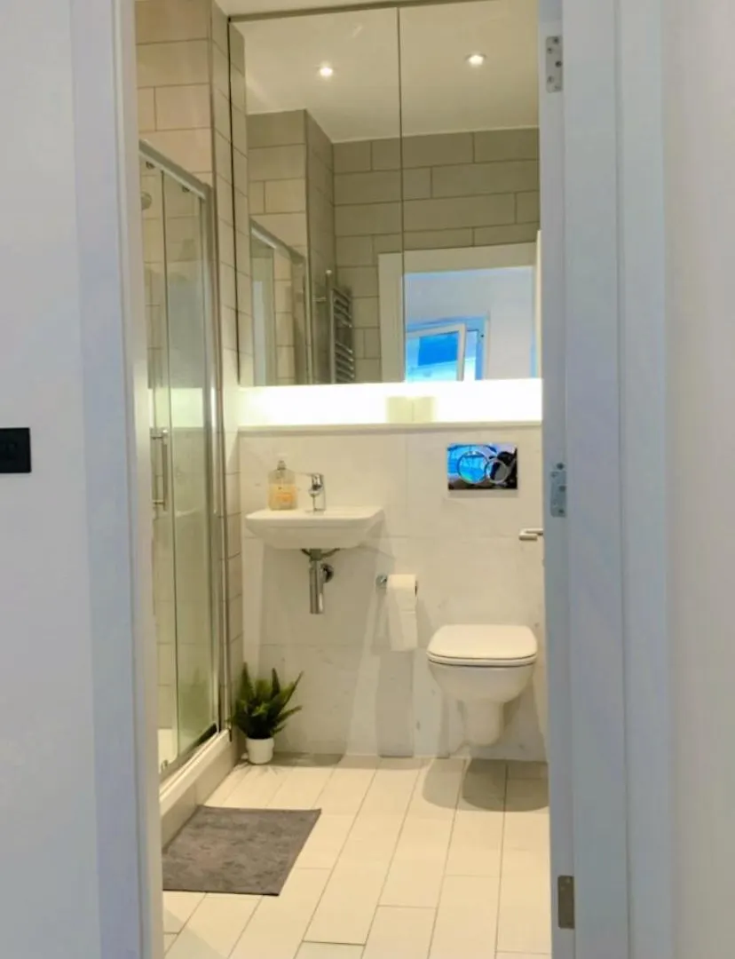 Homestay Modern Ensuite Double Bedroom Dublin