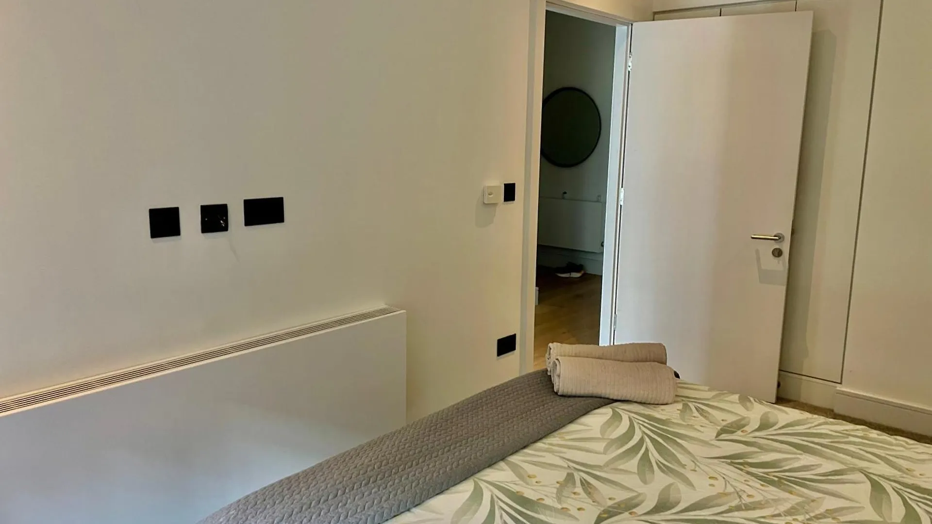 Modern Ensuite Double Bedroom Dublin Ireland