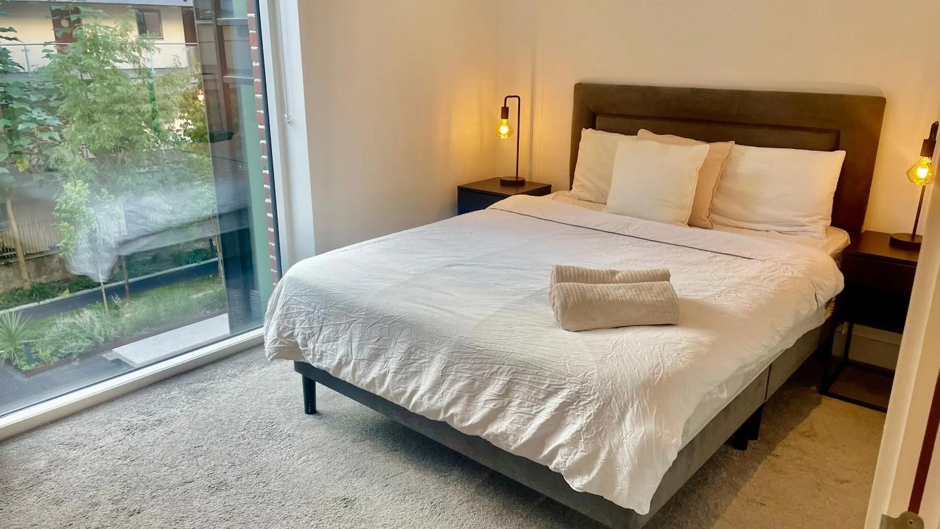 Modern Ensuite Double Bedroom Dublin Ireland